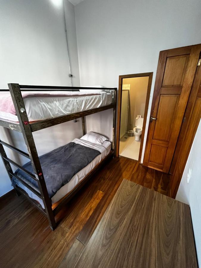 Cama em Dormitório Feminino com 2 Camas